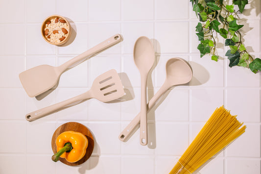 Dari Silikon sampai Stainless Steel, Inilah Keunggulan Jenis Spatula Masak