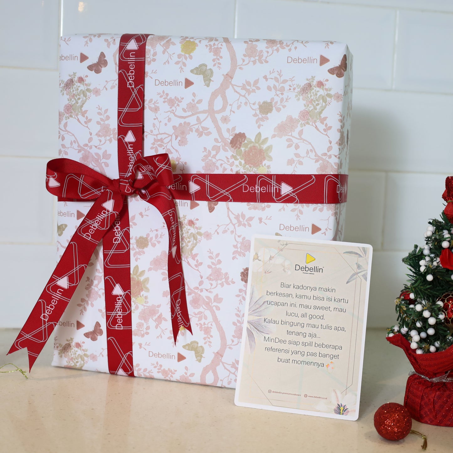 Gift Wrap & Greeting Card